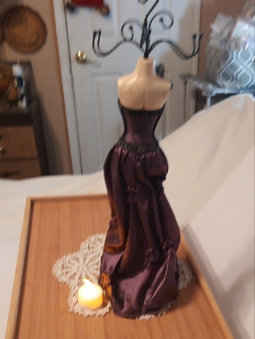Source Unknown Purple Satin Dress Form Jewelry Organizer with Black Wire Tree - Picture 6 of 7